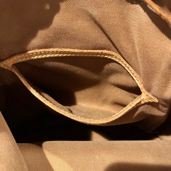 (SOLD) Louis Vuitton Montsouris MM - Picture 11 of 13